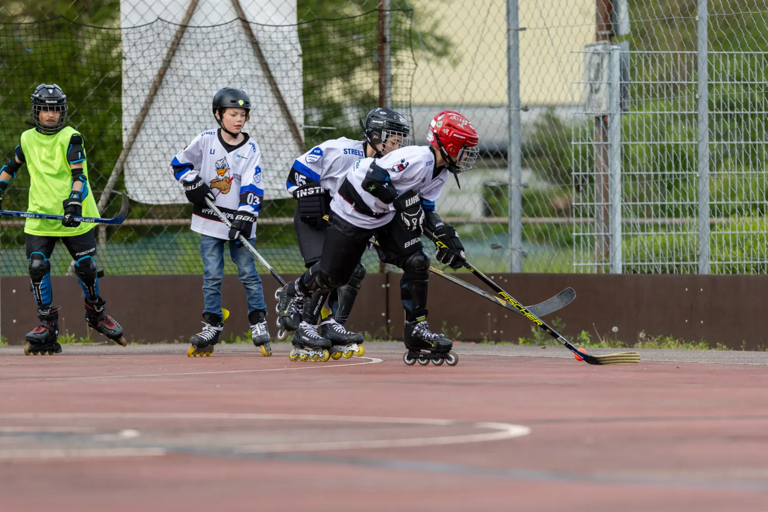 Mädchen spielen Inline-Hockey von VfR Umkirch 1923 e.V.