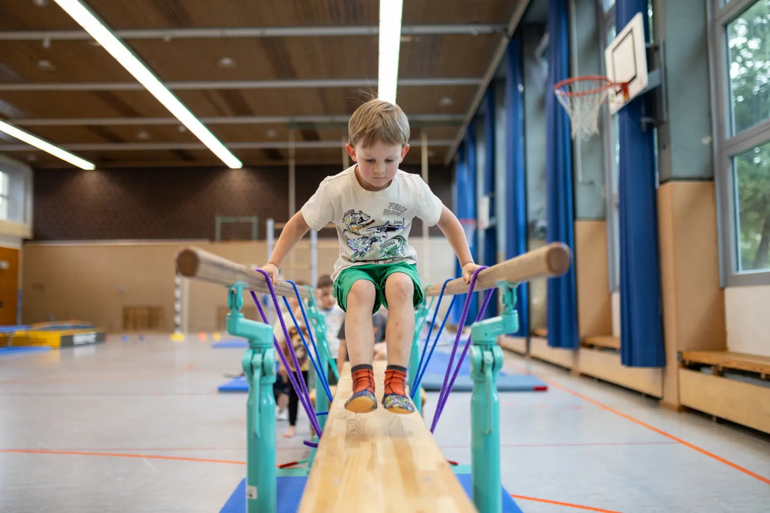 Kinder machen Gymnastik von VfR Umkirch 1923 e.V.