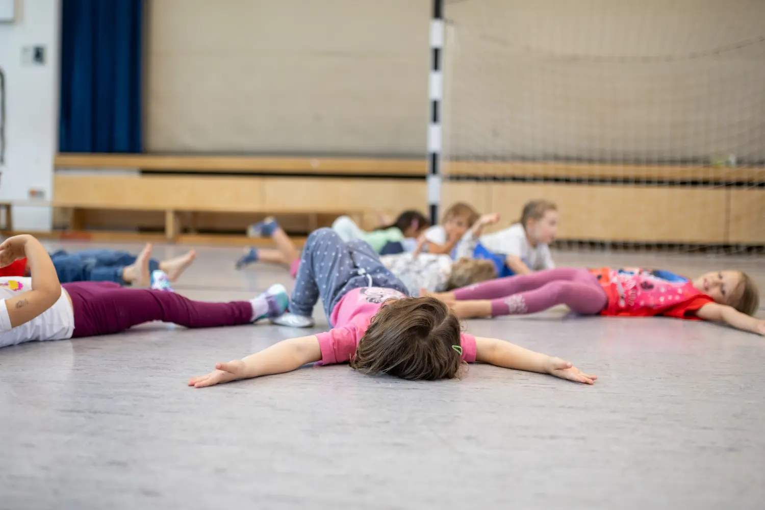 Kinder machen Gymnastik von VfR Umkirch 1923 e.V.