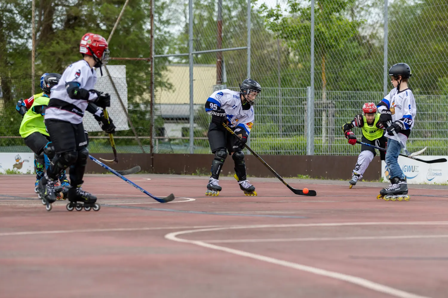 Mädchen spielen Inline-Hockey von VfR Umkirch 1923 e.V.